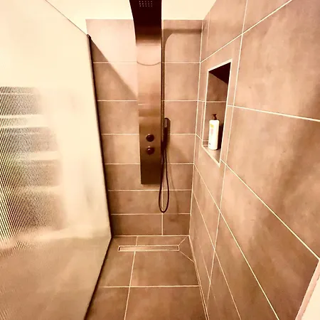 Le Pari Nimois, Avec Parking, Centre Arenes Apartamento